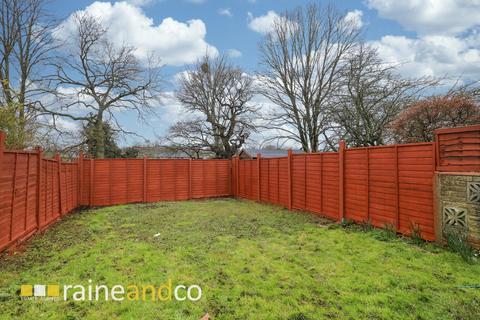 18 Badger Way, Hatfield, AL10 8RY