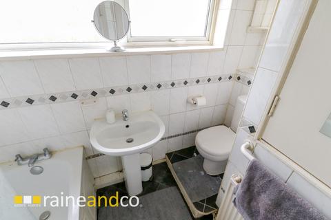 18 Badger Way, Hatfield, AL10 8RY