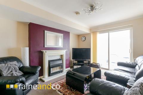 18 Badger Way, Hatfield, AL10 8RY