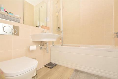 5 Bricklayer Lane, Faygate, Horsham, RH12 0AA