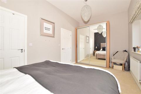 5 Bricklayer Lane, Faygate, Horsham, RH12 0AA