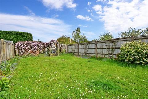22 Lacey Avenue, Coulsdon, CR5 1LQ