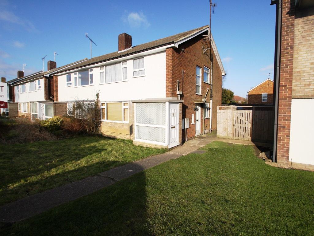 Birchen Grove, Stopsley, Luton, LU2 2 bed £775 pcm (£179 pw)