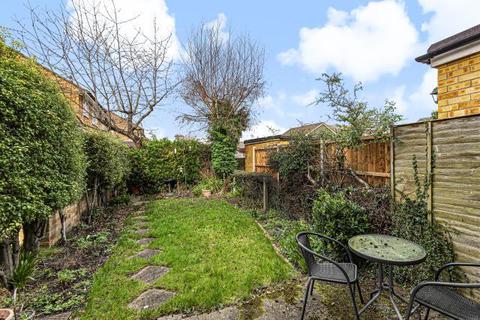 3 Duval Place, Bagshot, GU19 5LP