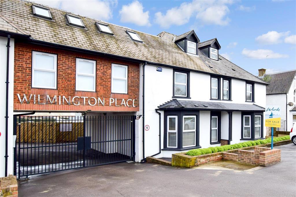 Hawley Road, Dartford, Kent 1 bed ground floor flat for sale £210,000