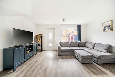 undefined, Foxwood Close, Feltham, Middlesex, TW13
