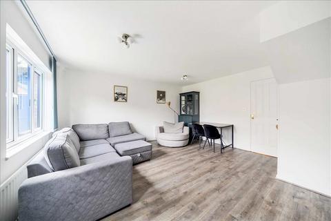 undefined, Foxwood Close, Feltham, Middlesex, TW13