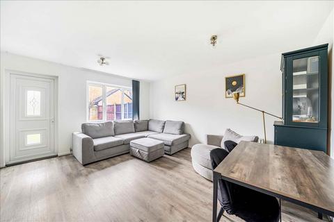 undefined, Foxwood Close, Feltham, Middlesex, TW13
