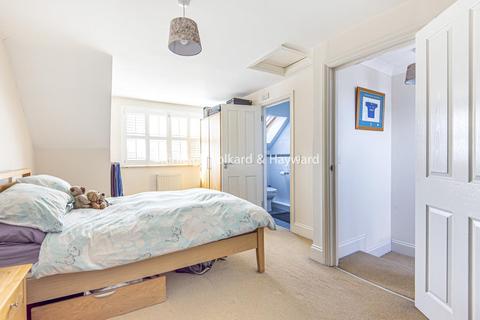 1, Azriel Terrace, 19 Kent Road, West Wickham, BR4 0JQ