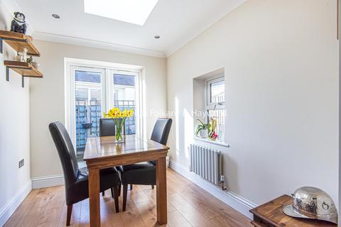 1, Azriel Terrace, 19 Kent Road, West Wickham, BR4 0JQ