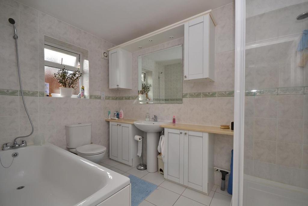 En suite bathroom