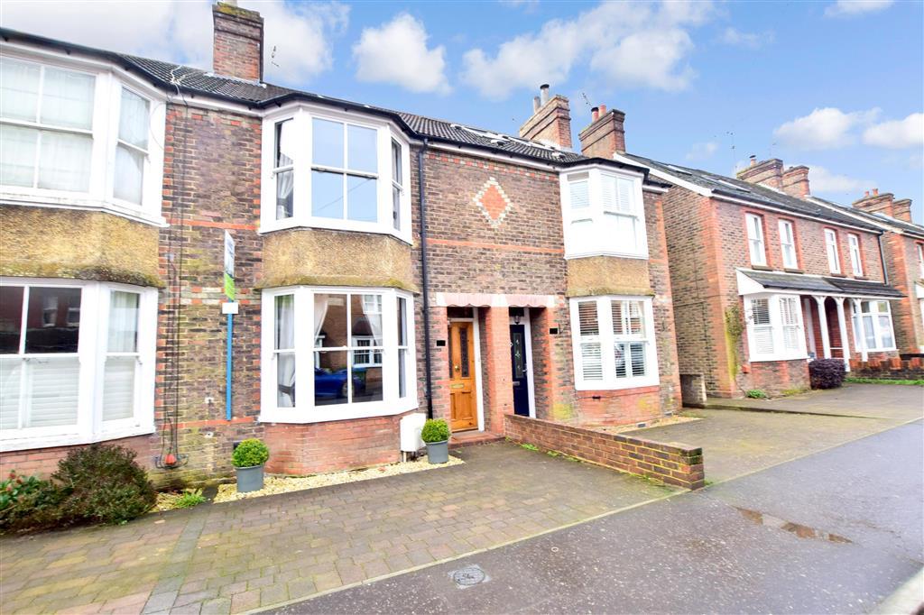 Swindon Road, Horsham, West Sussex 4 bed terraced house £450,000