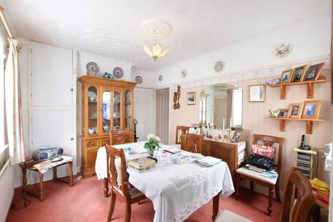 46 Dulwich Road, Holland-on-sea, Clacton-on-sea, CO15 5NA