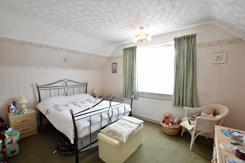 46 Dulwich Road, Holland-on-sea, Clacton-on-sea, CO15 5NA