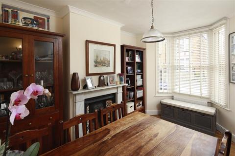 4 Beverley Road, Canterbury, CT2 7EN