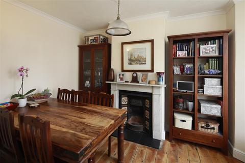 4 Beverley Road, Canterbury, CT2 7EN