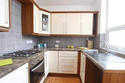 33 Durham Road, Darwen, BB3 1NN