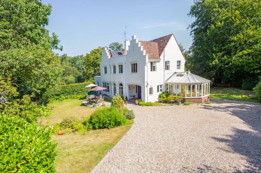 Locksley House