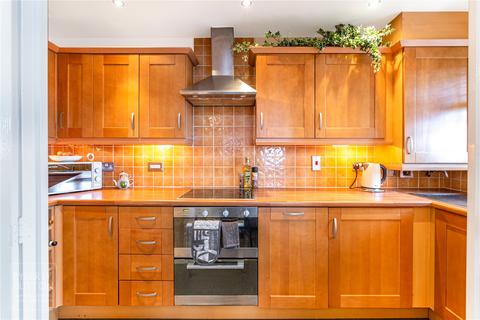 48 Elmstone Drive, Royton, Oldham, OL2 6DH