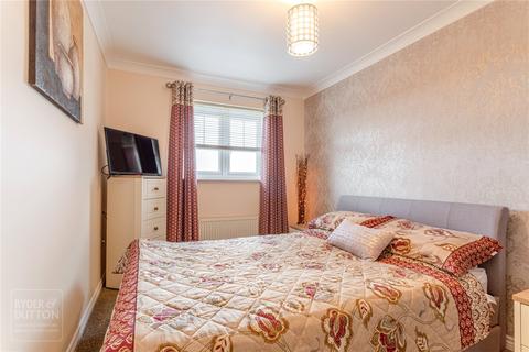 48 Elmstone Drive, Royton, Oldham, OL2 6DH