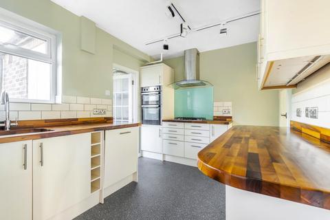 20 Princes Road, Weybridge, KT13 9BQ