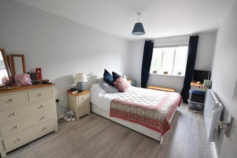 18 Ruskin, Caversham, Reading, RG4 6LE