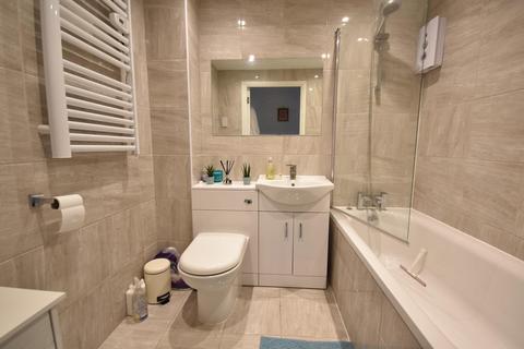 18 Ruskin, Caversham, Reading, RG4 6LE