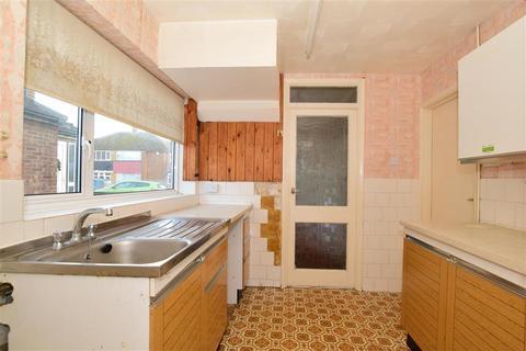 19 Imperial Drive, Gravesend, DA12 4LL