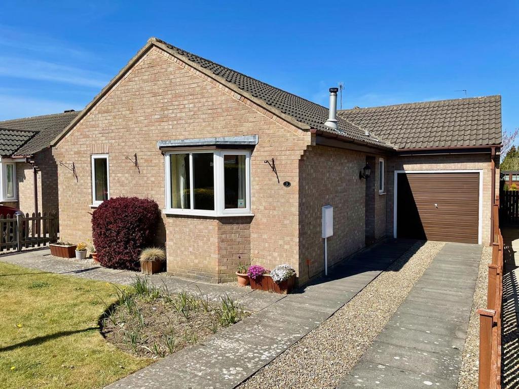 3 Millside, Norton YO17 9AU 2 bed detached bungalow £240,000
