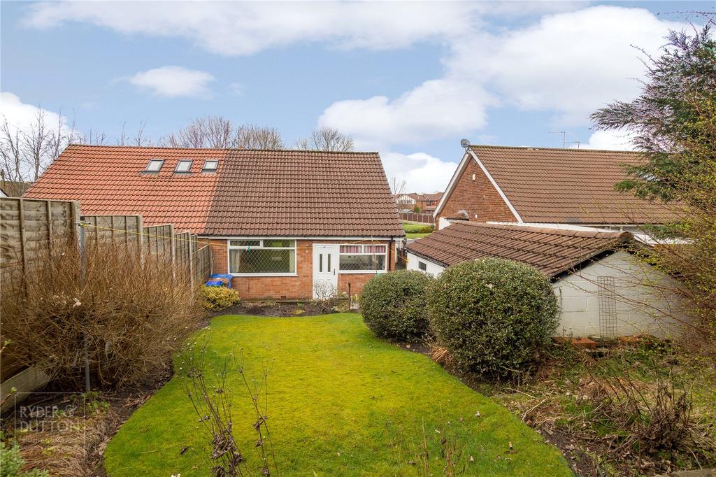 Mount Road, Alkrington, Middleton, Manchester, M24 2 bed semidetached