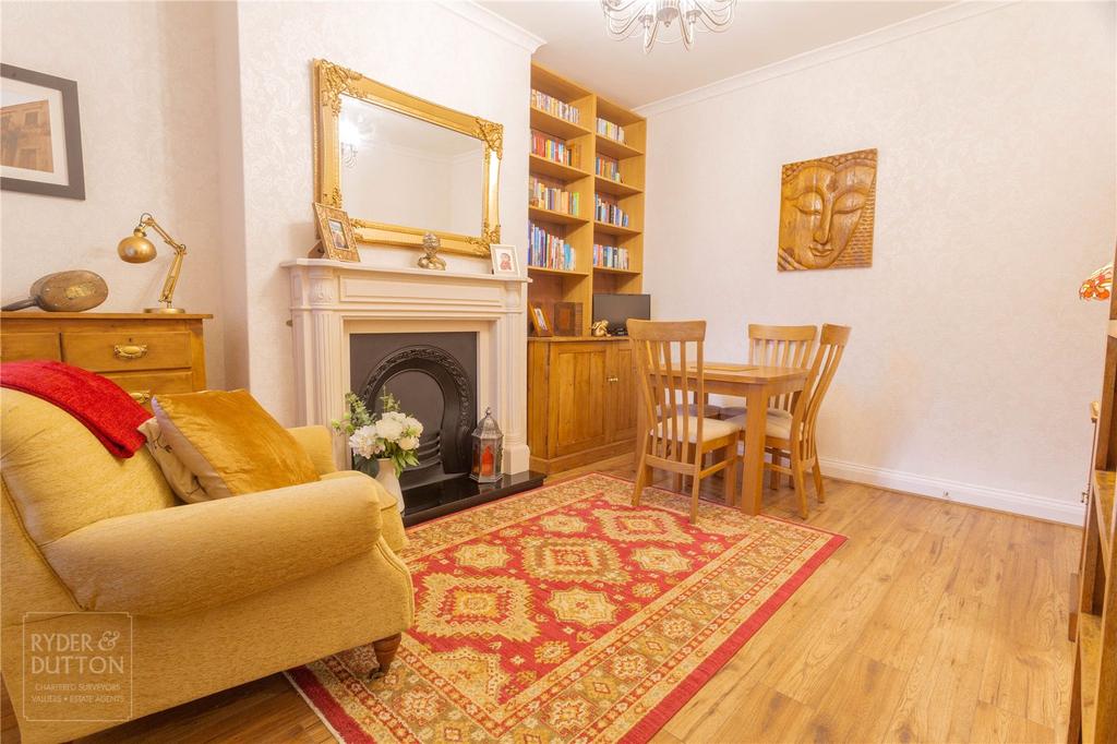 Living Room: