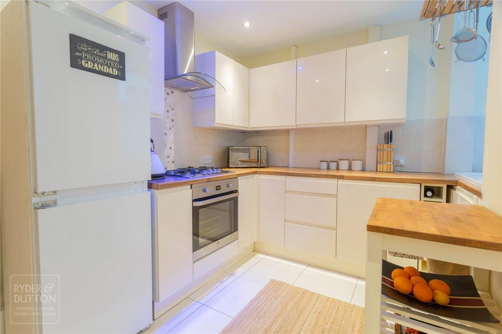 Kitchen: