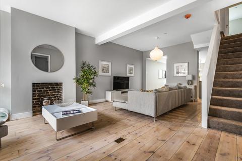 22 Mandrell Road, London, SW2 5DL