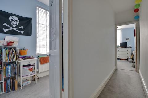39 Devonshire Square, Southsea, PO4 0JJ