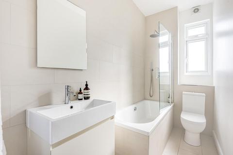 44 Ashvale Road, London, SW17 8PW