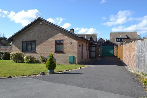 19 Ashdown Walk, New Milton, BH25 6TX