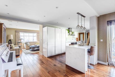 2 Westmoat Close, Beckenham, BR3 5BX