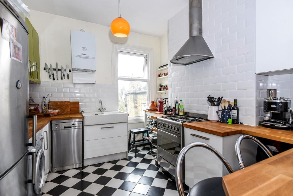 St. Asaph Road Brockley SE4 2 bed apartment £1,500 pcm (£346 pw)