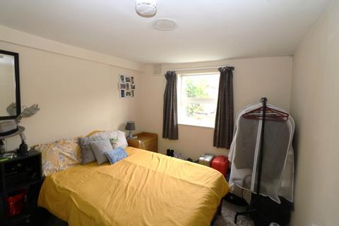 1 bedroom flat to rent, Fairbridge Road, London