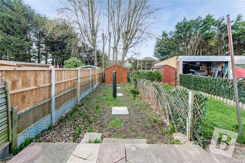 44a Brooklands Gardens, Hornchurch, RM11 2AE