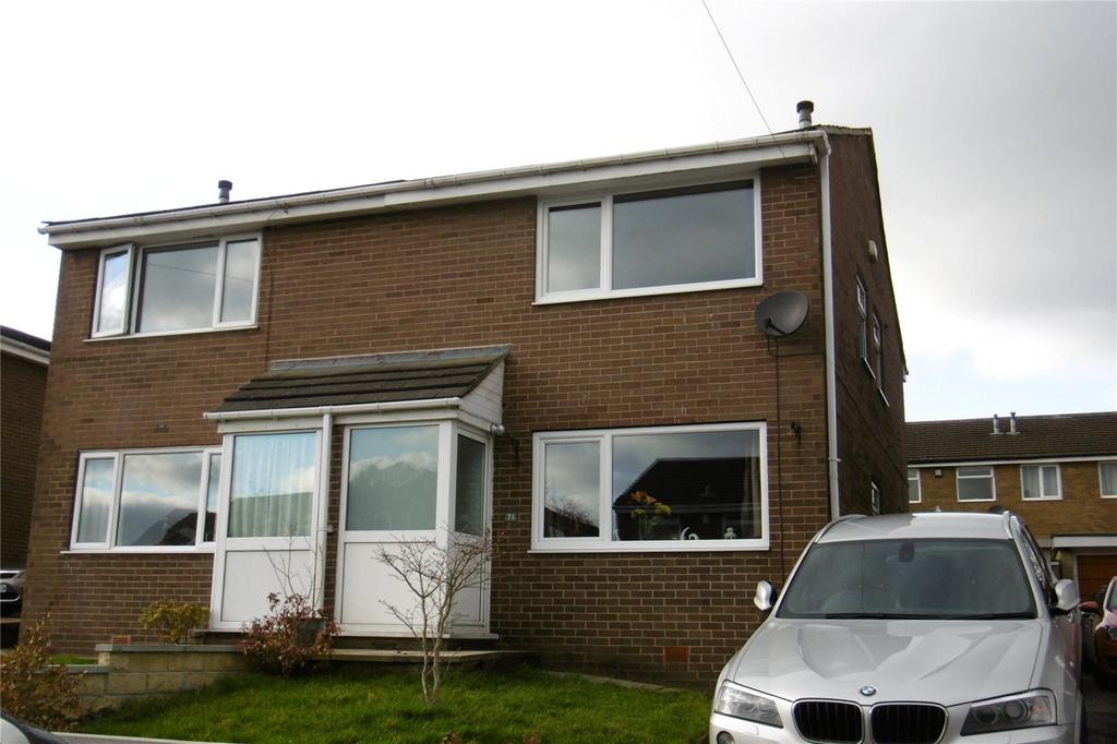 Foxcroft Drive, Rastrick, Brighouse, HD6 3 bed semidetached house £
