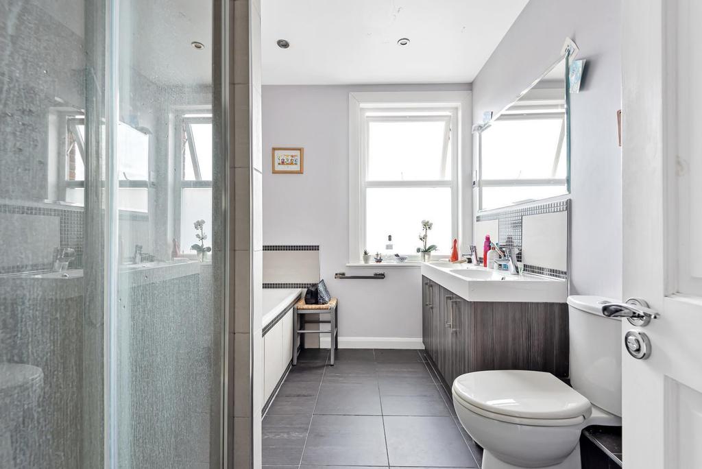 En suite 2