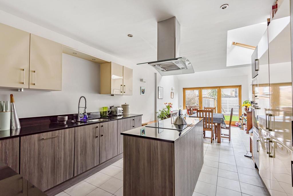 Kitchen diner
