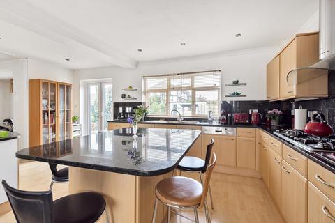 125 Durlston Road, Kingston Upon Thames, KT2 5RS