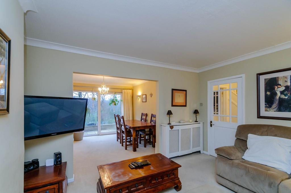 Dorset Close, Harrogate, HG1 2LR 4 bed semidetached house £450,000