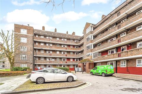 33 Lawrence Close, London, W12 7ND