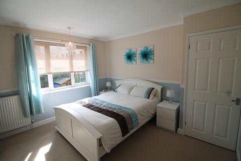 6 Appleby Road, London, E16 1LQ