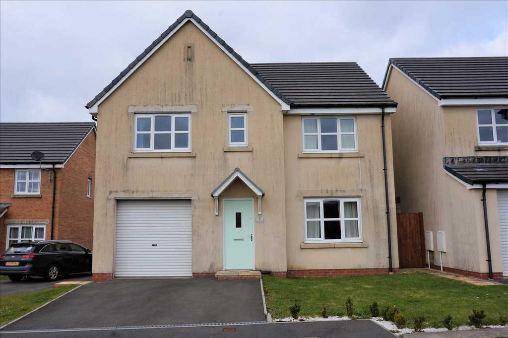 Erwau'r Garn, CARWAY, Kidwelly 5 bed detached house - £228,000