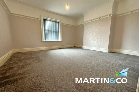 2 bedroom apartment to rent, Prospect Road, Wakefield WF5