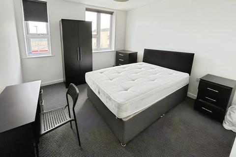 5 bedroom apartment to rent, London Road, Gloucester